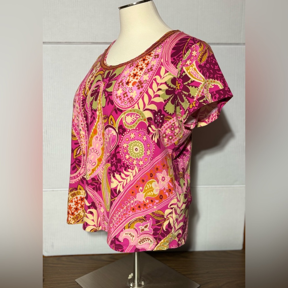 Caribbean Joe women’s 2X paisley pink green & gold sequins around the ne…
